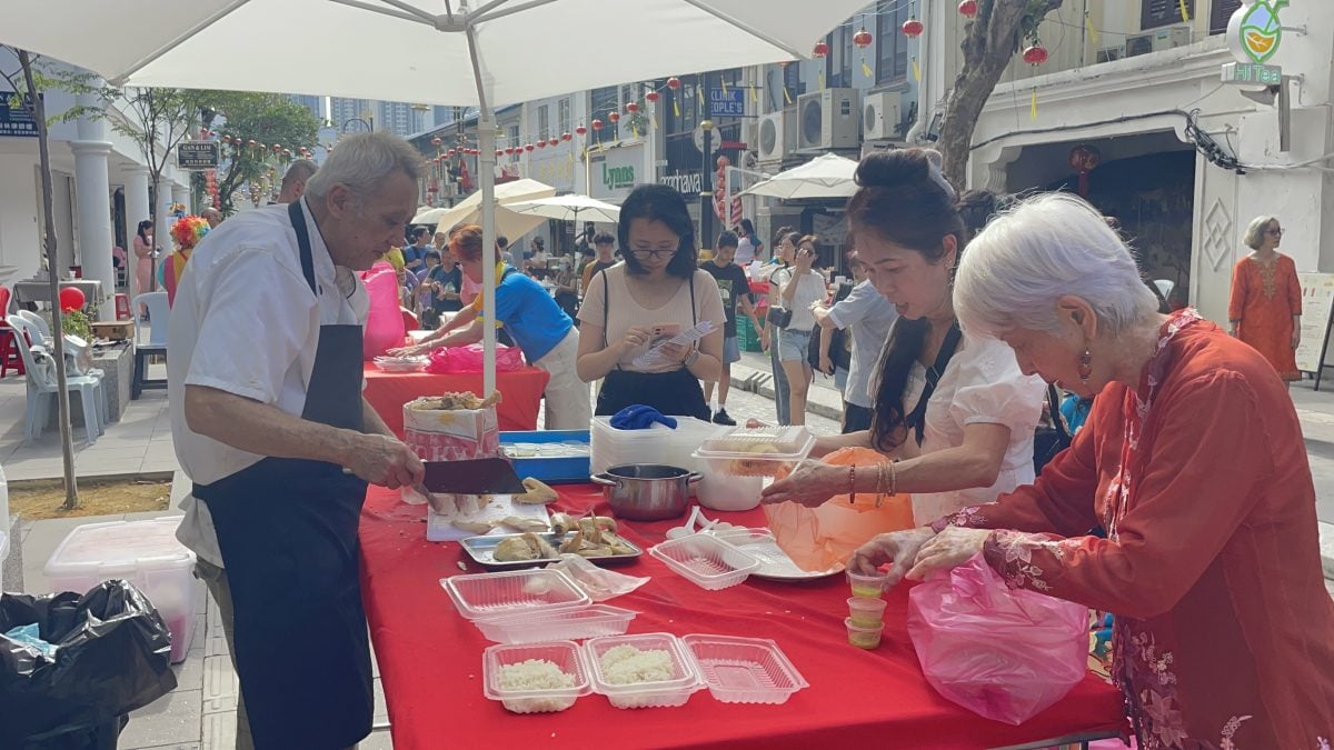  （已簽發）柔：陳旭年文化街現瓊劇歌舞美食   傳承海南文化