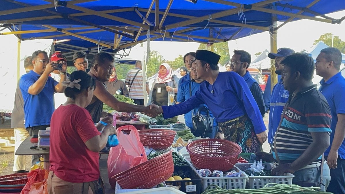 馬哥打補選｜曾是小販理解民心，賽福星首走街拜票就去夜市