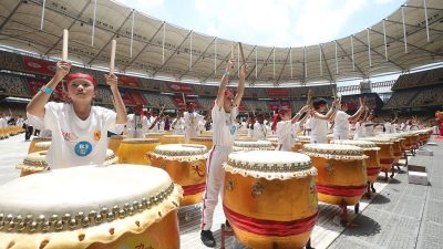 视频 | 最大规模“鼓乐课”   4千人奏鼓 力争破纪录