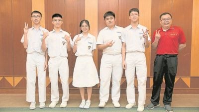 【动力青年/《学海》少年】在数字时代阅报，鼓励中学生紧跟社会动态