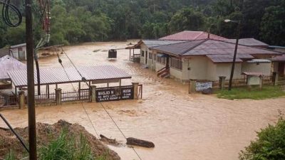 华玲水灾今年频密 这户人家已淹10次