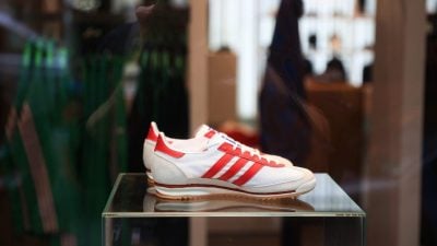 經典3條線翻紅帶動營收  Adidas第三度調高全年財測