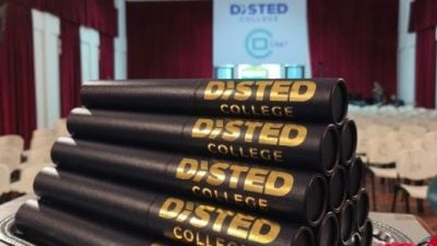 槟城DISTED College  举行2024年度第32届毕业典礼