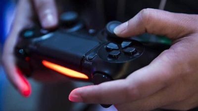 不滿上班玩PS4遭解僱 男子上訴工業法庭敗訴