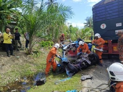 超車不果與羅裡相撞   轎車司機喪命