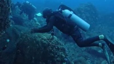 龍運登莪島海域  潛水員清逾100kg“鬼網”