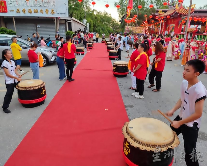 中国祖庙圣公圣妈 精彩万人大游行