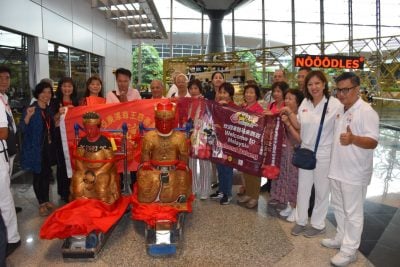 配合广泽尊王文化节  祖庙圣公圣母首抵马