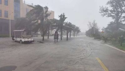 台风潭美来袭深圳发出预警  海南沿海现海水倒灌