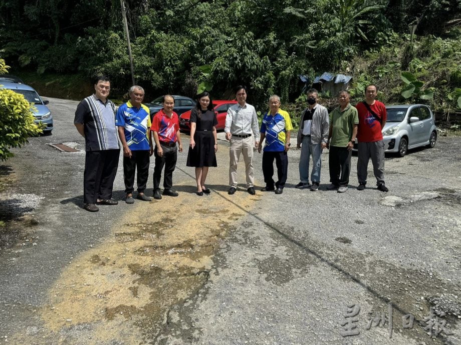 培元华中道路20年未修 金宝国会议员拨10万修路