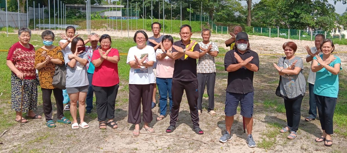 大都会3／可做头/花圃问题不解决，居民考虑在首相私邸路口拉布条抗议／3图