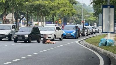 醉酒闹事 阻碍交通   俄女遭警逮捕