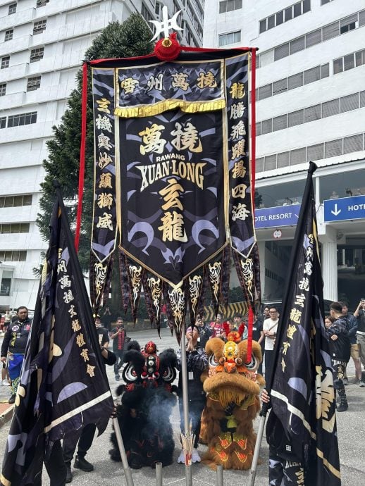 大都会封面：新村男孩勇夺“大马狮王”宝座/10图