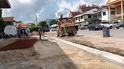 蕉賴十一哩籃球場外   獲撥8萬建溝揮別積水