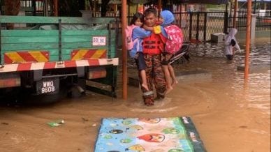 幼兒園水淹1.5尺 師生受困教室 消拯局緊急救援