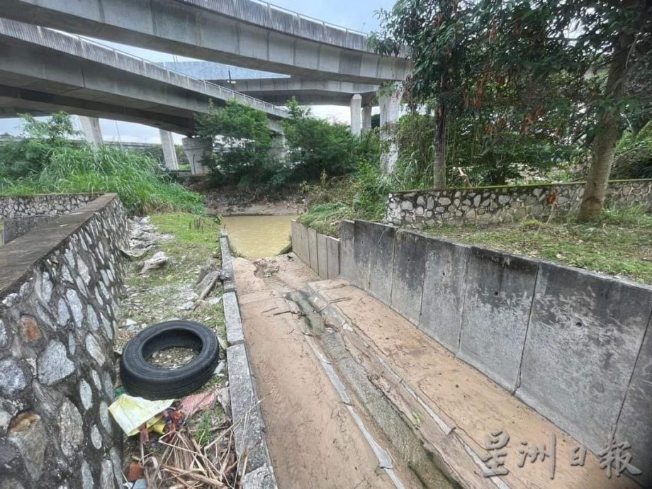 快乐花园闪电水灾引关注　森水利局建单向阀门阻洪水倒灌