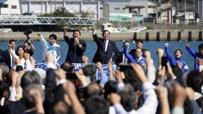 日本众院大选拉开帷幕 自民党争取多数执政胜算高