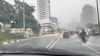 氣象局發雷暴雨警告玻 吉 檳 丹 持續下雨至明日