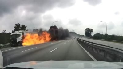 油槽羅裡失控闖反方向車道猛燒  隆芙來往車道嚴重堵塞