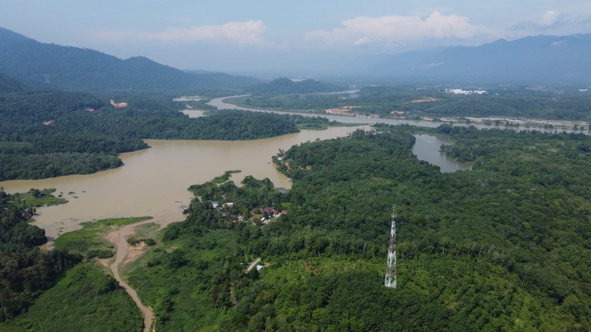 玲珑甘榜宾成旅游胜地 大自然旖旎风光引人 