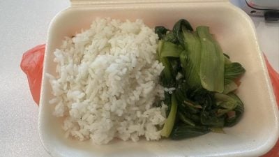 白飯+青菜收5令吉 “這收費正常嗎？”