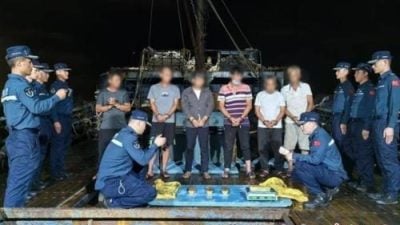 福建海警查海上走私黃金  起獲金磚四塊