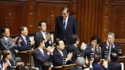 兩院均獲逾半數選票 石破茂當選日本首相