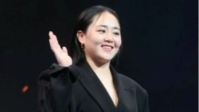 罹罕病开刀4次救回右手 文瑾莹复出胖一圈引担忧