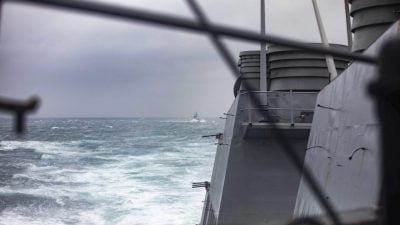 美加軍艦通過臺海後 中國展開實彈射擊