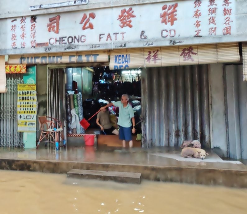 霹灾黎人数节节上升 大海潮高点水灾加剧 