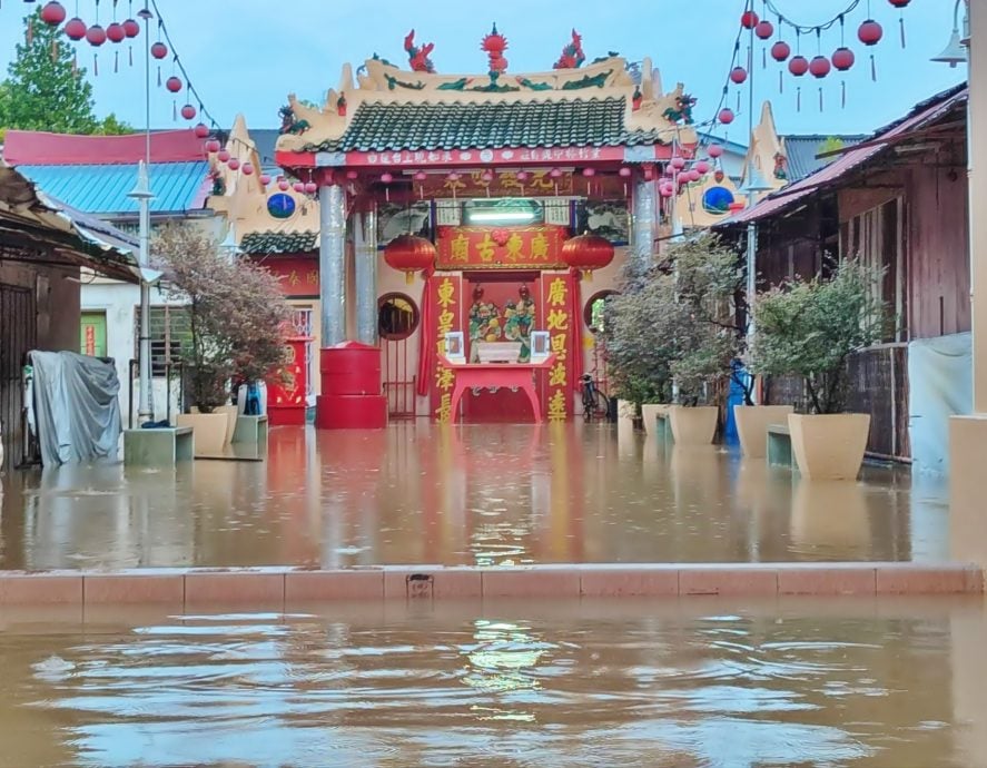 霹灾黎人数节节上升 大海潮高点水灾加剧 