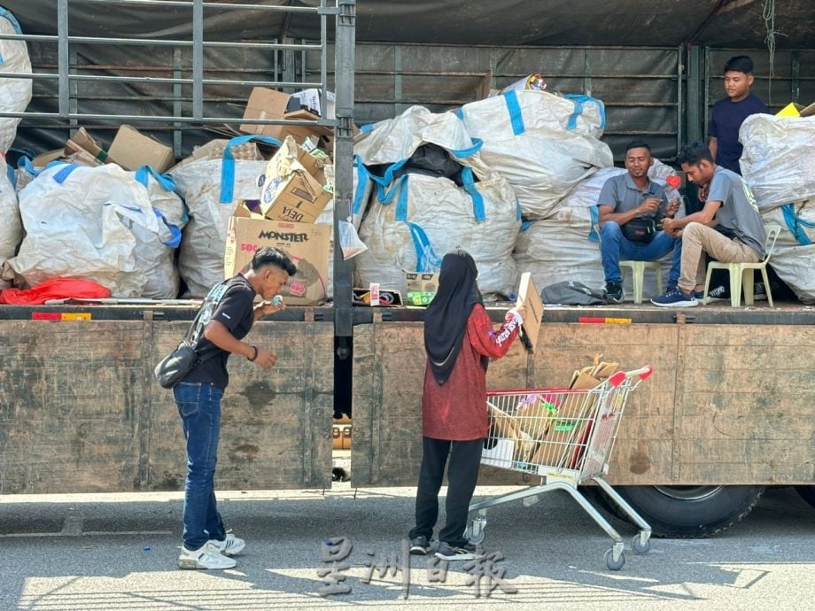 （古城封面主文）甲市政厅回收活动反应佳 冀延长活动时间推广环保