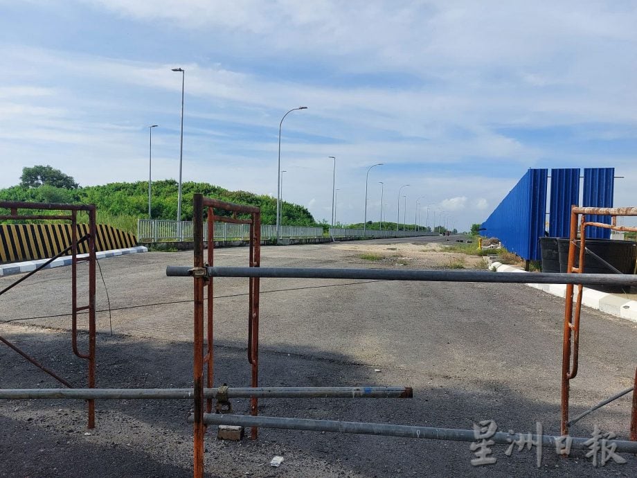 （古城第四版主文）吉里望沿海公路衔接至哥打拉沙马那旧摩天轮路的新路预计最快可在明年通车