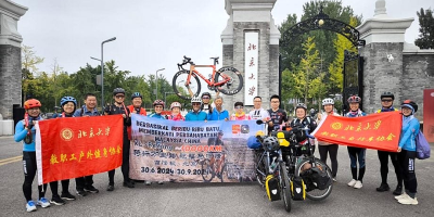 Retirees complete over 10,000 km cycling journey from Malaysia to China