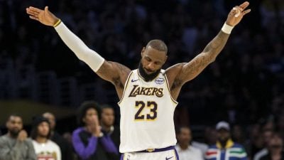 NBA|39岁詹皇宝刀未老 湖人擒王开季3连胜