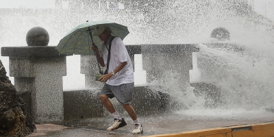 Typhoon Krathon makes landfall on Taiwan, packing fierce winds and torrential rain