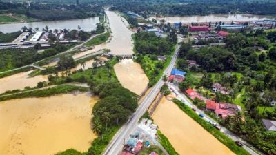 吉打水灾恶化 滤水厂停运 5万户缺水