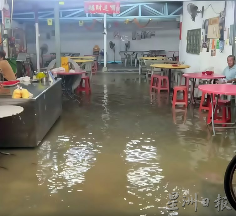 下霹低洼区清晨淹水 海潮再现威力减 