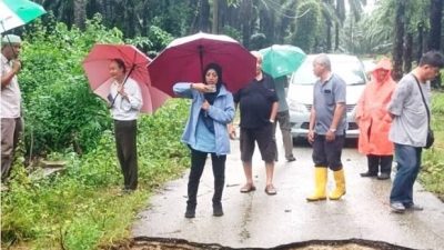 道路遭湍急河水冲塌   登宝阁园坵交通中断