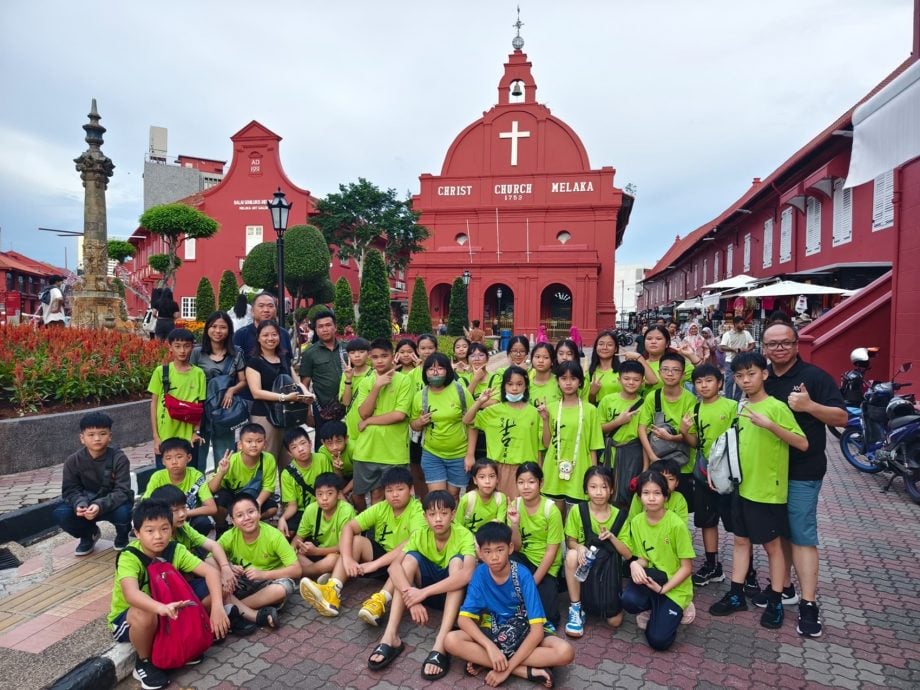 东：不少学校提早举办毕业旅行，避开水灾及学校考试