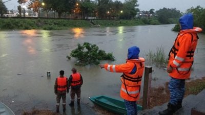 民众提高警惕  丹3河超越警告水位　