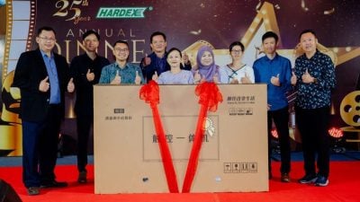 关丹Hardex集团庆25周年   8智能电视捐教育机构