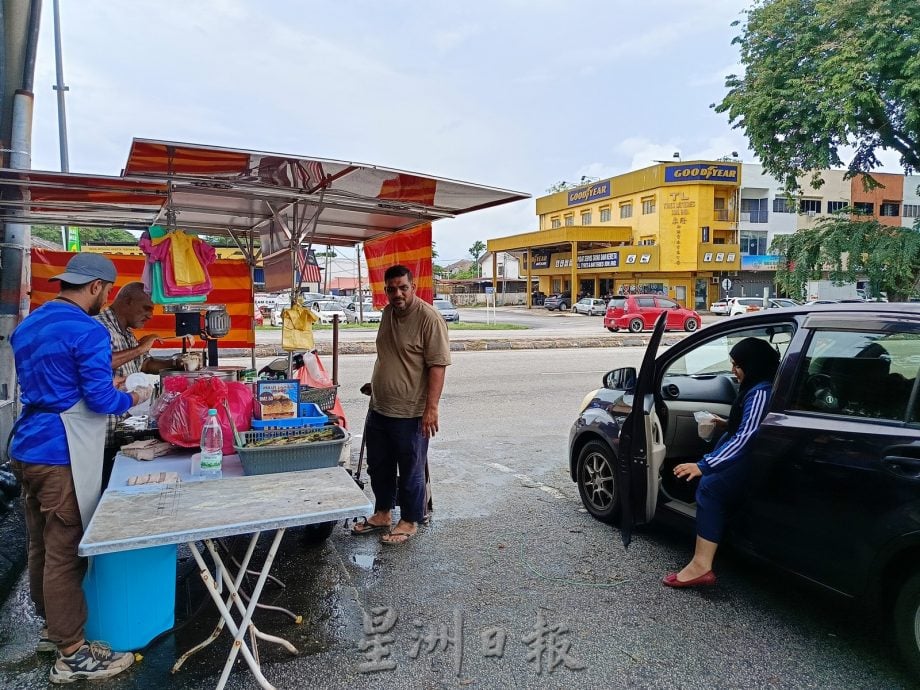 东：雨天客流减