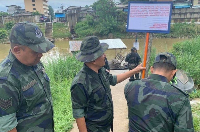 全国：丹PGA在马泰边界尤其是哥乐河一带的数座非法渡头安装警告板，提醒民众勿透过非法通道越河跨境。