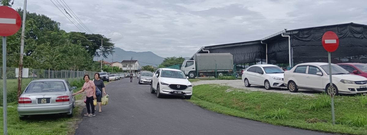 兵如港临时巴刹附近道路 重铺工程提早竣工