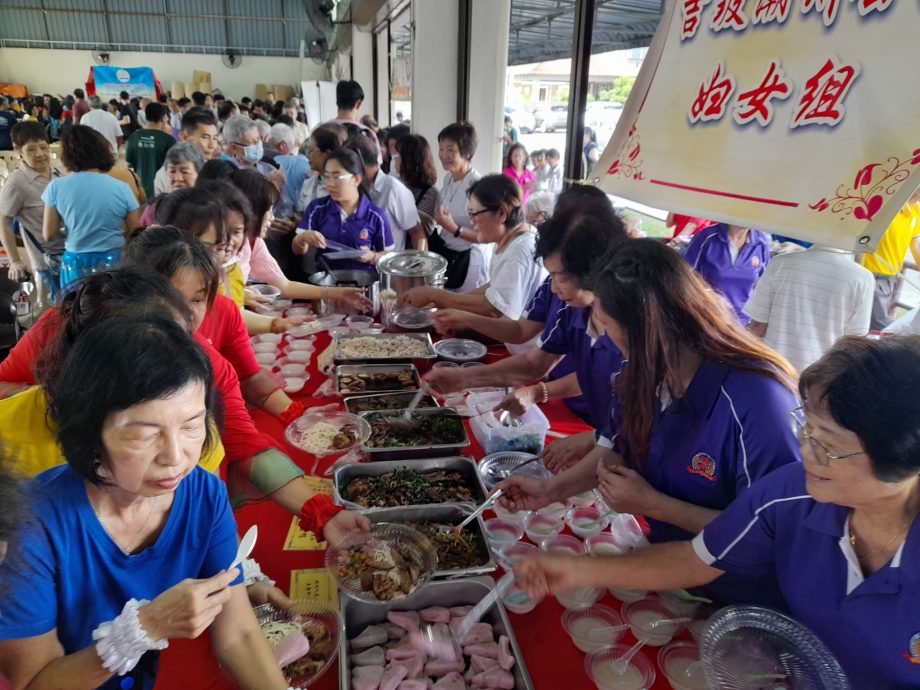 吉打五大乡团美食节，百人品尝各籍贯40道菜