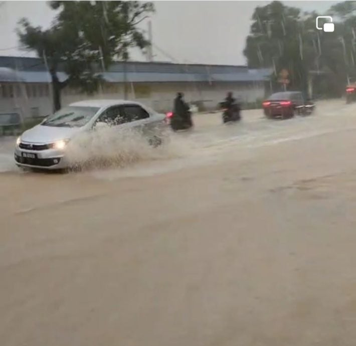 大都会／雷雨袭乌冷区，引发闪电水灾／3图