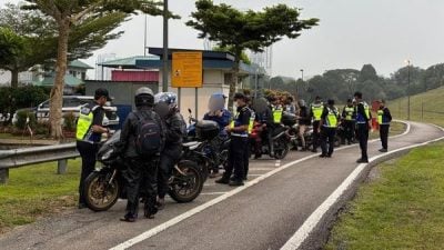 柔陸交局查逾2萬摩托 過半遭開罰