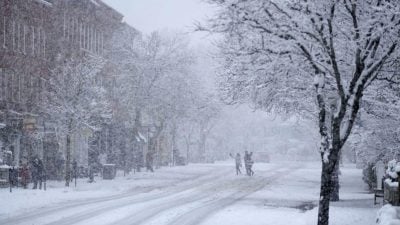 感恩節惡劣天氣襲美 風暴雨雪致上千航班延誤