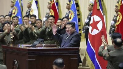 批美韩加剧紧张局势 金正恩要求朝鲜军队提高战力